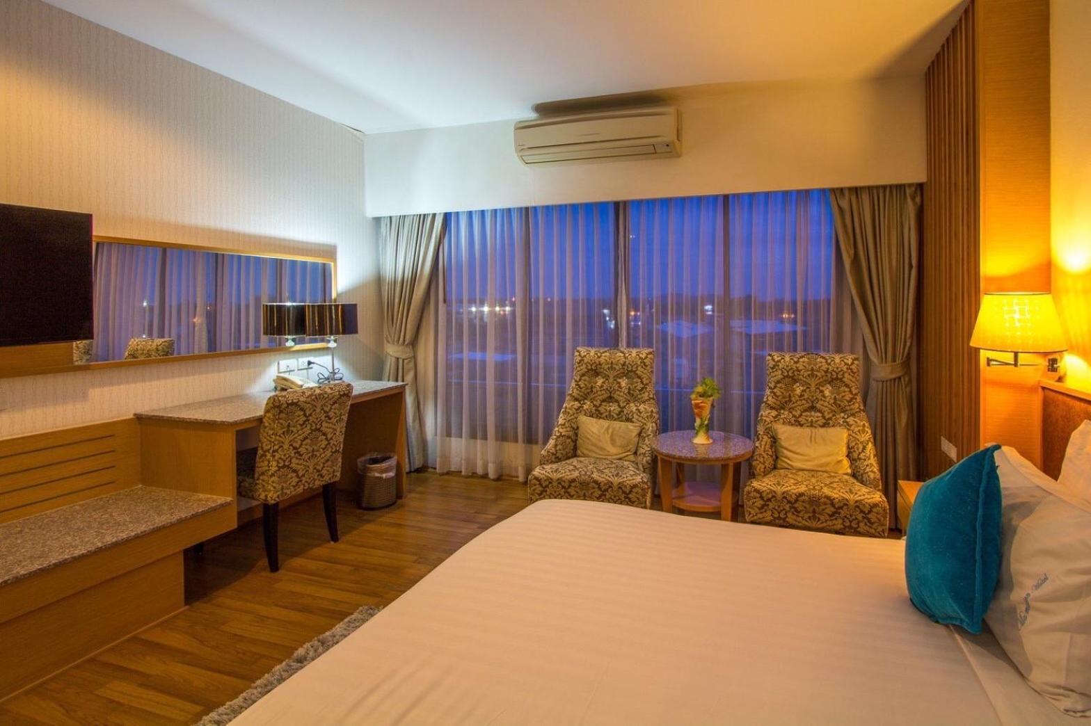 มาเมซองโฮเทล Hotel บุรีรัมย์ ภายนอก รูปภาพ