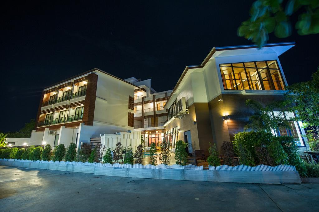 มาเมซองโฮเทล Hotel บุรีรัมย์ ภายนอก รูปภาพ